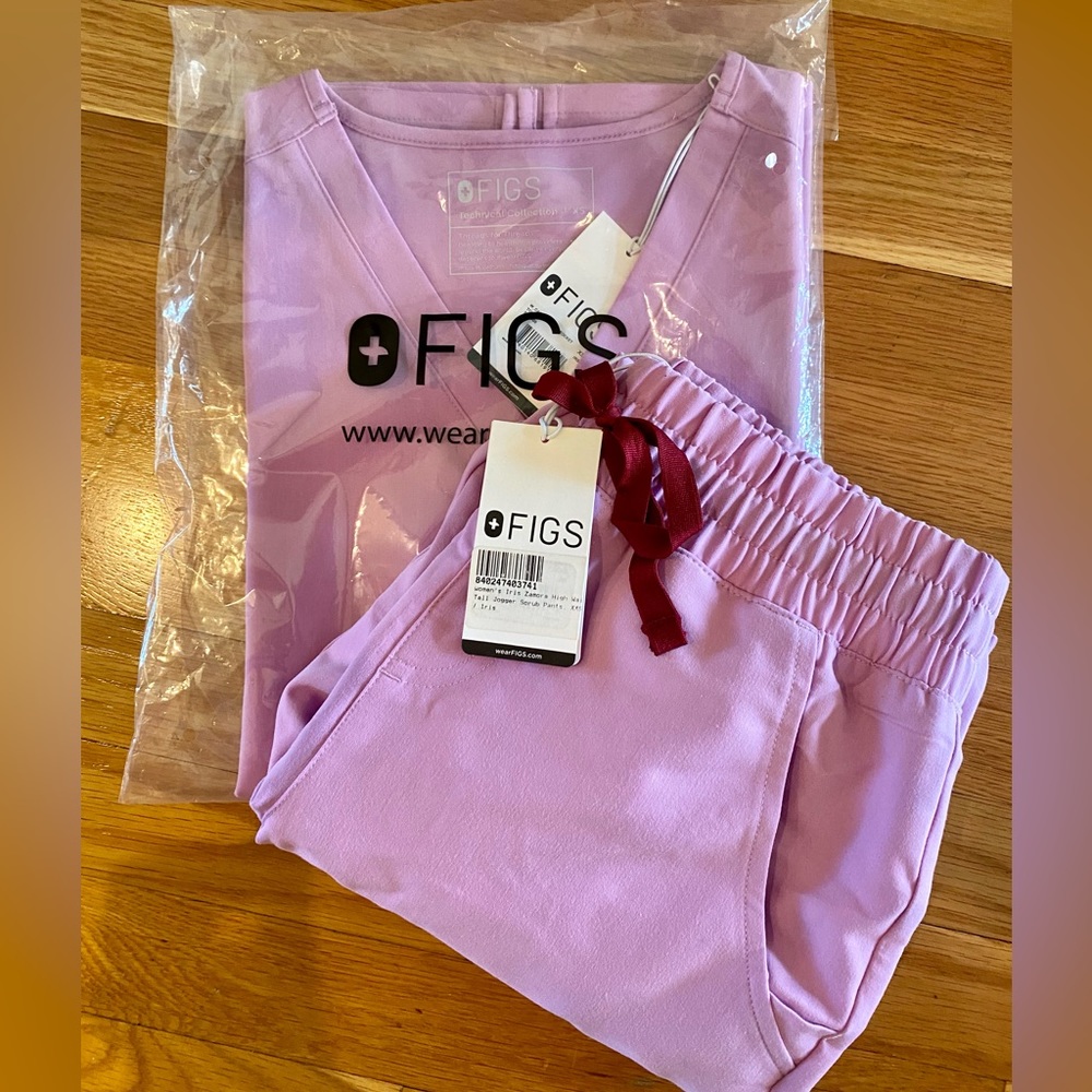 NWT Figs Original Zamoras and Caterina top in Limited Edition Dusk